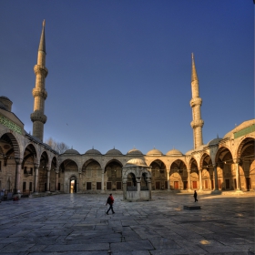 Синята джамия
