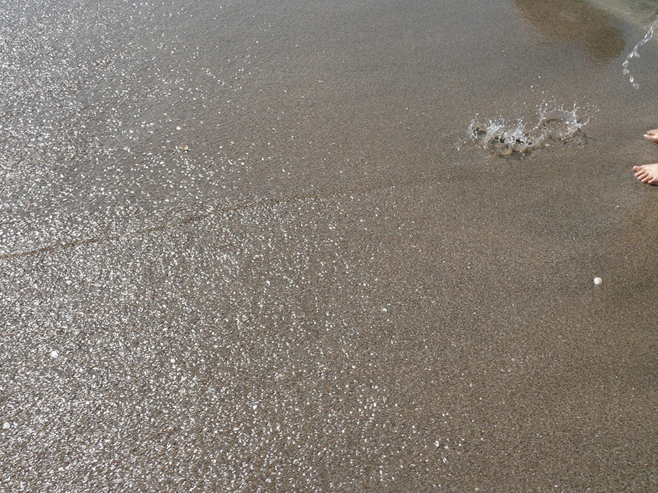 вода