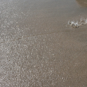 вода