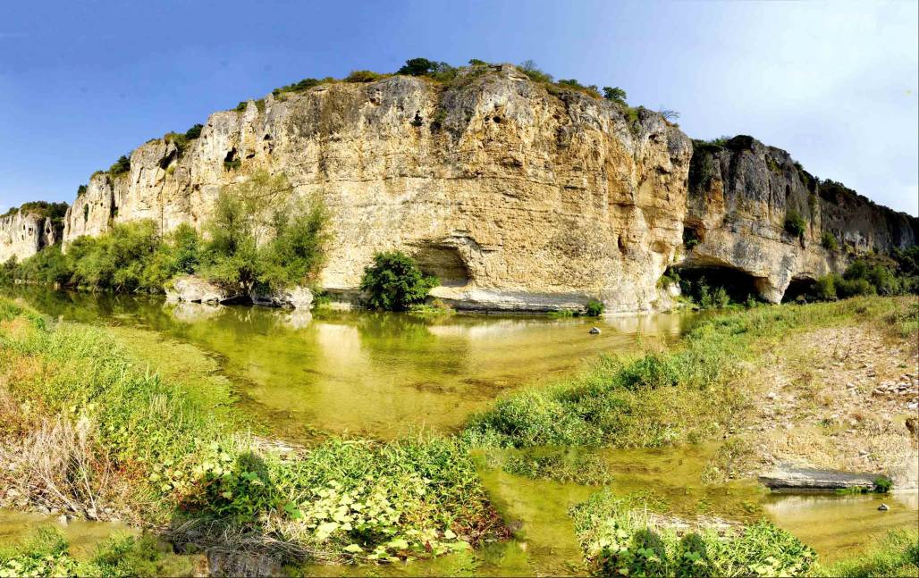 Скалите край село Ъглен