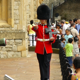 Кралска стража (Queen's guard)