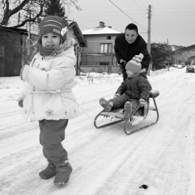 Дългоочакваният сняг, радост за децата!