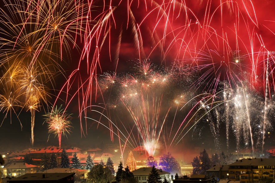така Троян посрещна 2012