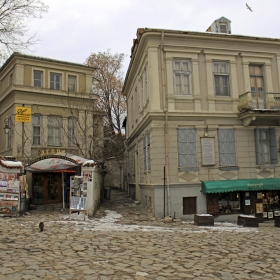 Площадче в Стария град