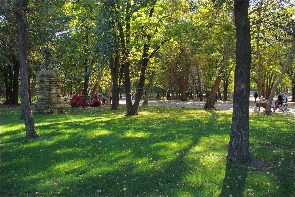 Ранна есен в парка