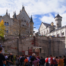 При Neuschwanstein Castle