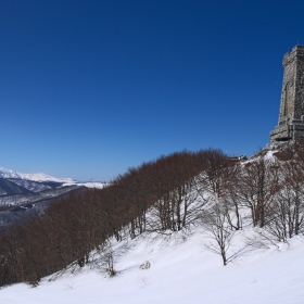 Поглед към Паметника на свободата