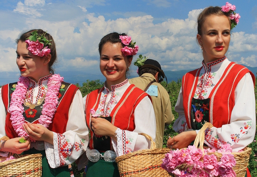 За лятото, за спомените и един красив празник!