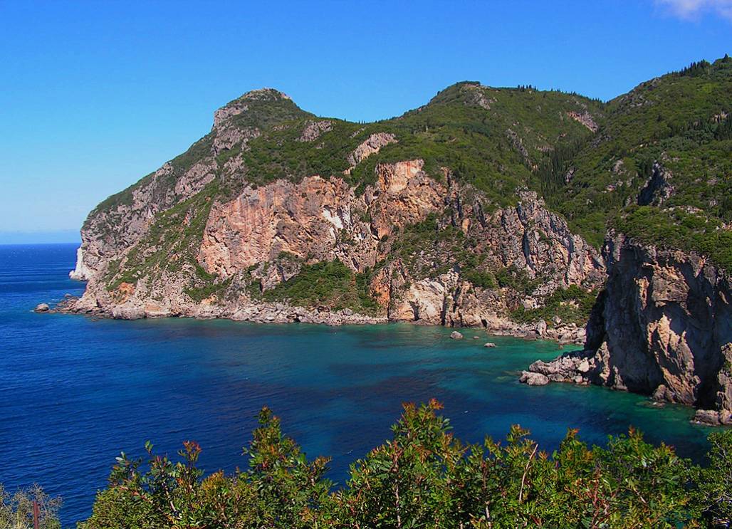 Море и скали