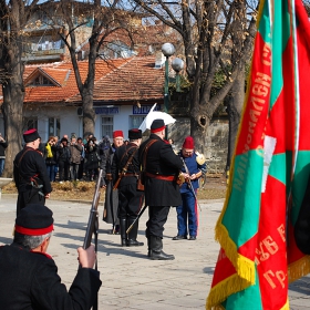 Бяло знаме и преговори за предаване