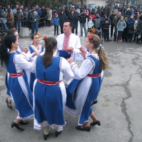 Народният обичай Тодоровден 2012 в с.Мрамор/7/