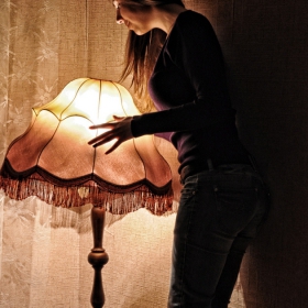 The girl and the lamp