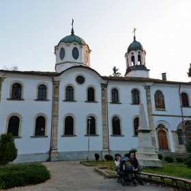 Църквата Успение Богородично