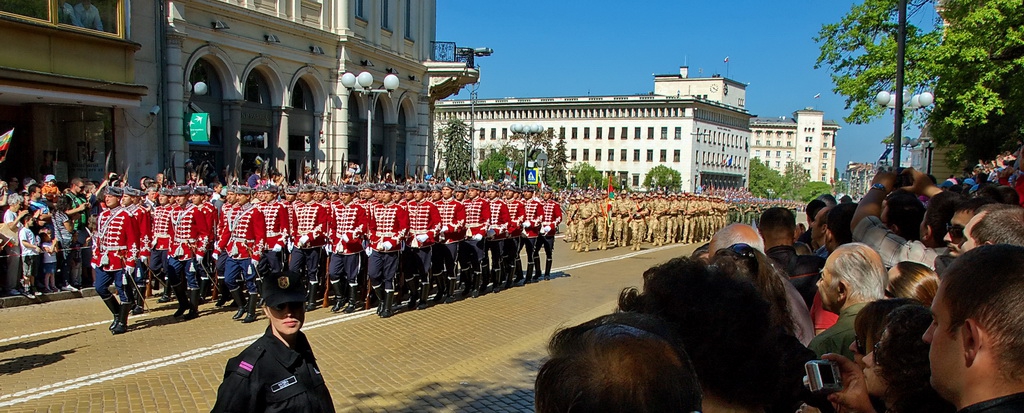 6.май.2012 - момент от днешната манифестация.