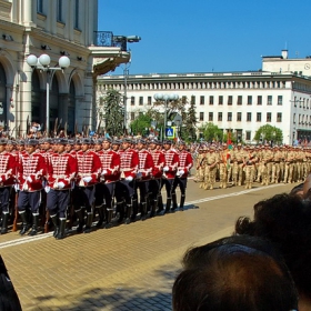 6.май.2012 - момент от днешната манифестация.