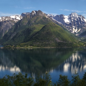 	Hjorungfjord
