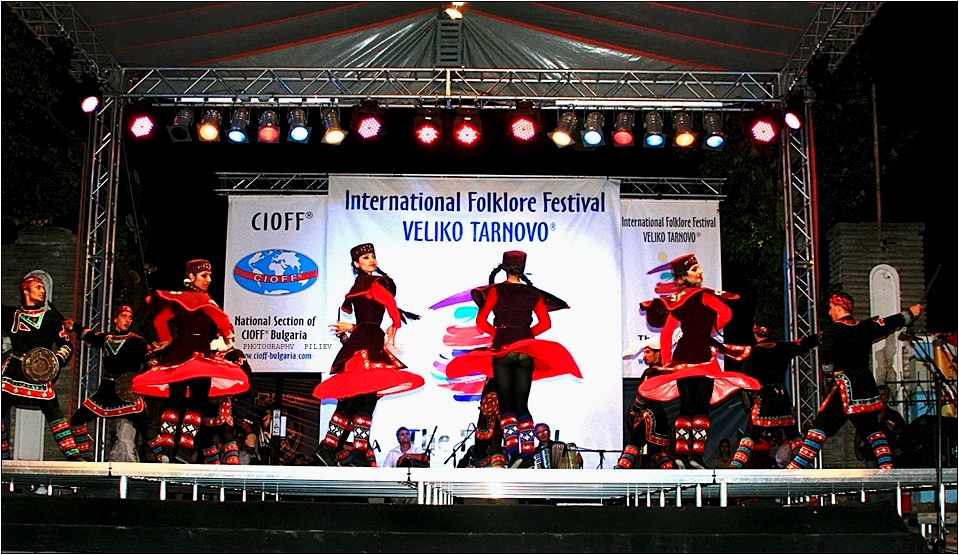 МЕЖДУНАРОДЕН ФОЛКЛОРЕН ФЕСТИВАЛ ВЕЛИКО ТЪРНОВО 2012 - 21 - 28 юли.....
