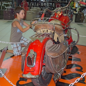 Репортаж от изложбата на Harley-Davidson 15
