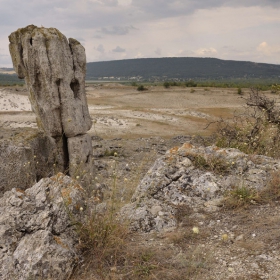 Побити камъни с.Слънчево