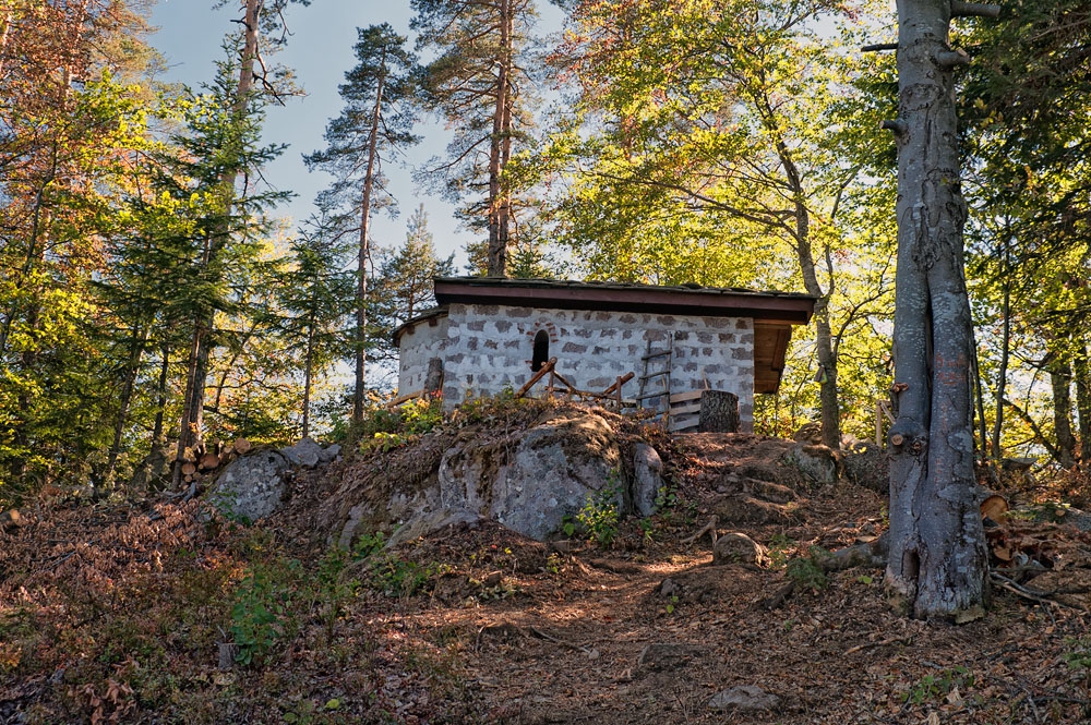Параклис се строи