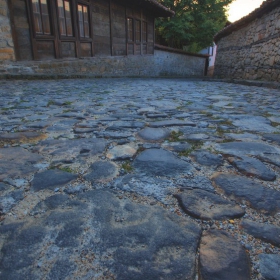 Улицата