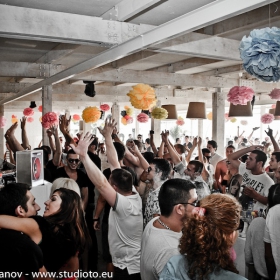 Party never stop