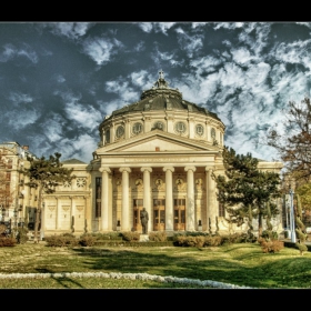 Букурещ