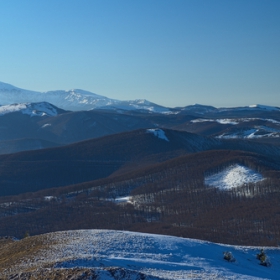 Зимна старопланинска панорама