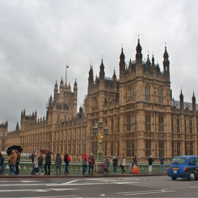 Лондон, Парламента и ... дъжда