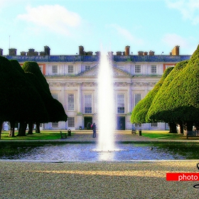 Hampton Court Palace - London