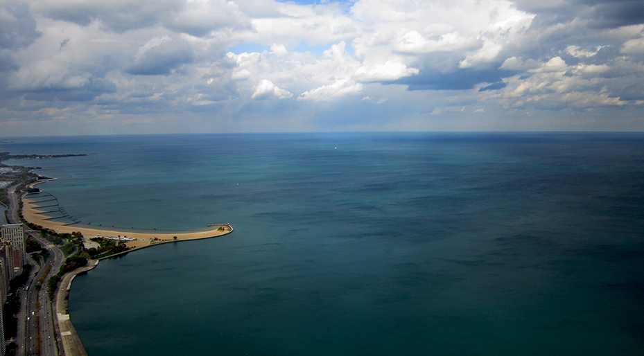 Hancock Building: Lake Michigan