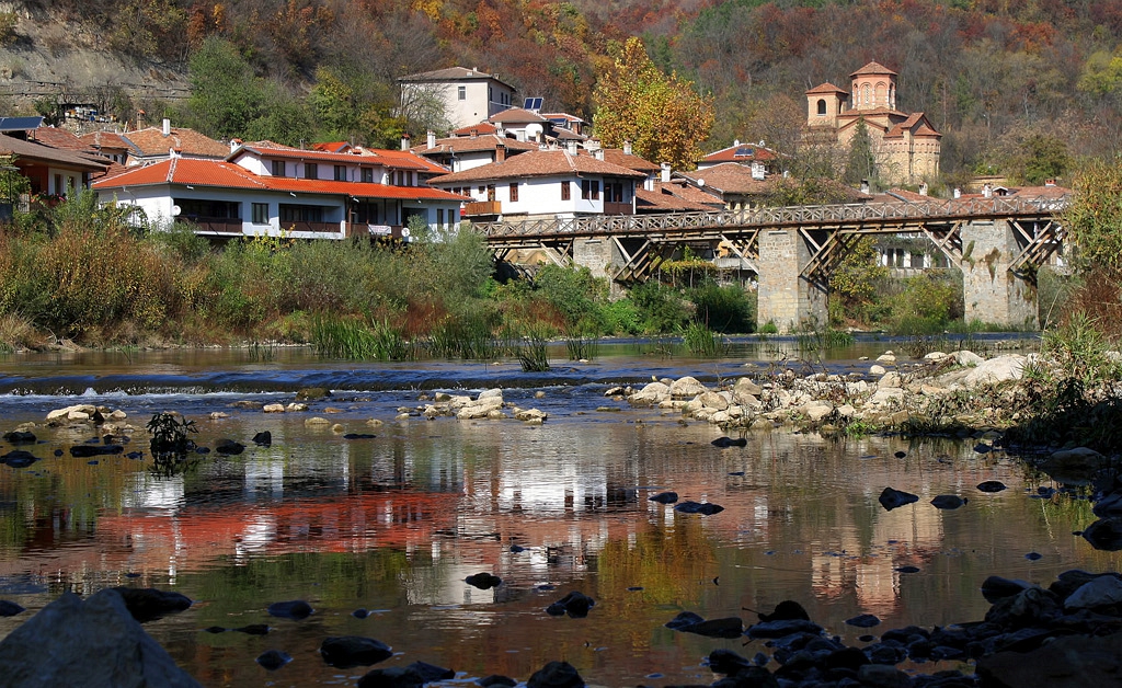 Есенни отражения
