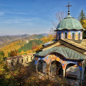 Църквата на Соколски манастир