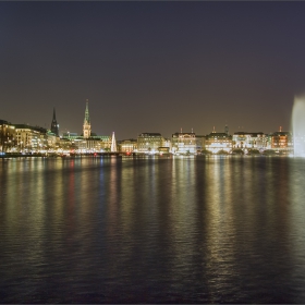 Hamburg bei Nacht