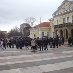 Мирен граждански протест срещу високите цени на тока и монопола на елекроразпределителните дружества в България