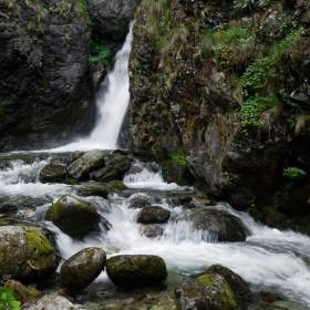 Овчарченски водопад 