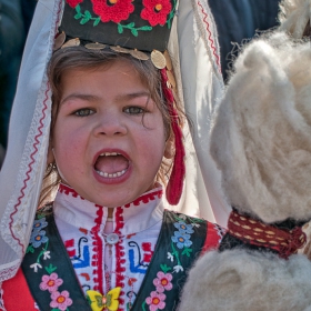 Който не харесва булката.....