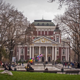 Народен Театър Иван Вазов