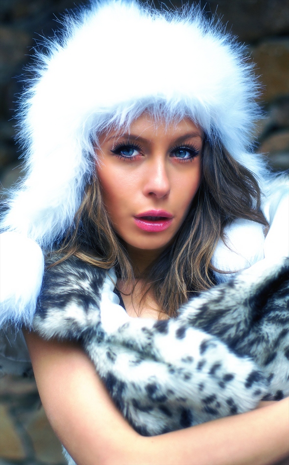ICE QUEEN