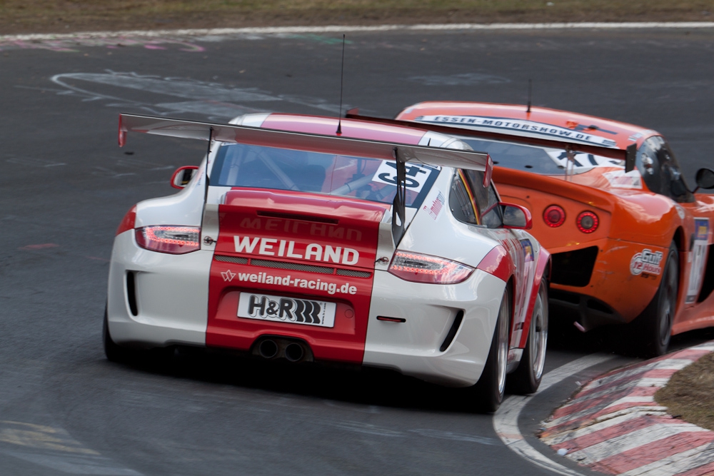 Porsche 911 vs. Lotus Evora