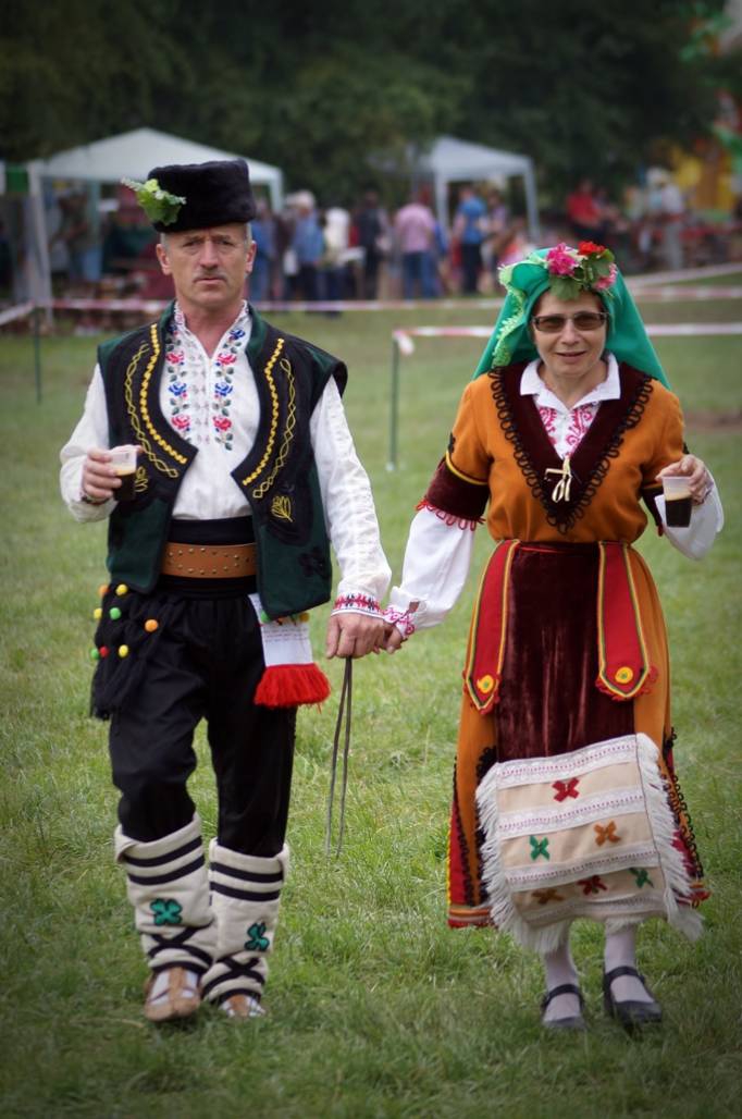 Фолклорен събор Лудогорие - Ръка за ръка... :)