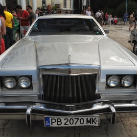 Lincoln Continental Mark V