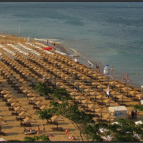 Golden Umbrella  /  Golden Sands