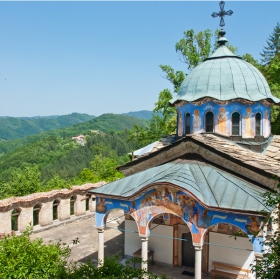 Църквата на Соколски манастир