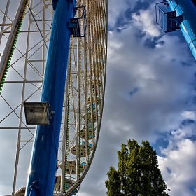 Jahrmarkt (панаир, Луна-парк) в Бад Кройцнах- Виенското колело...