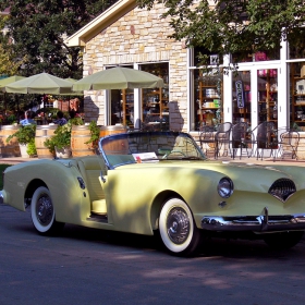 1954 Kaiser roadster by Darrin