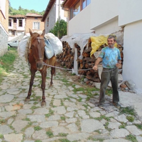 усмивката на село