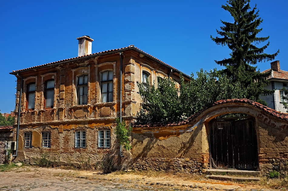 Старата къща