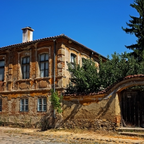 Старата къща