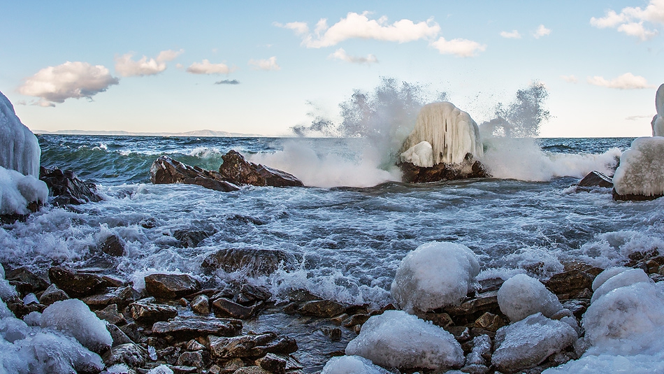 Whisper of winter sea